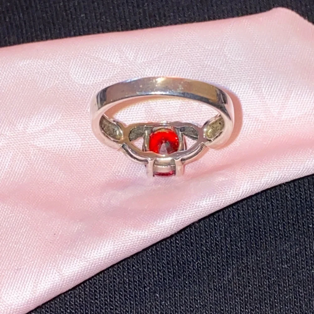 OLD ESTATE FIND RUBY RING💍 - Picture 4 of 6